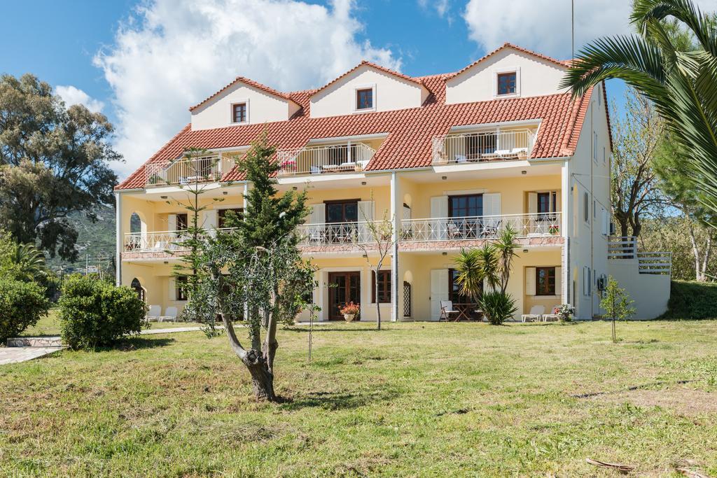 Albouro Seafront Apartments Katelios Exterior foto