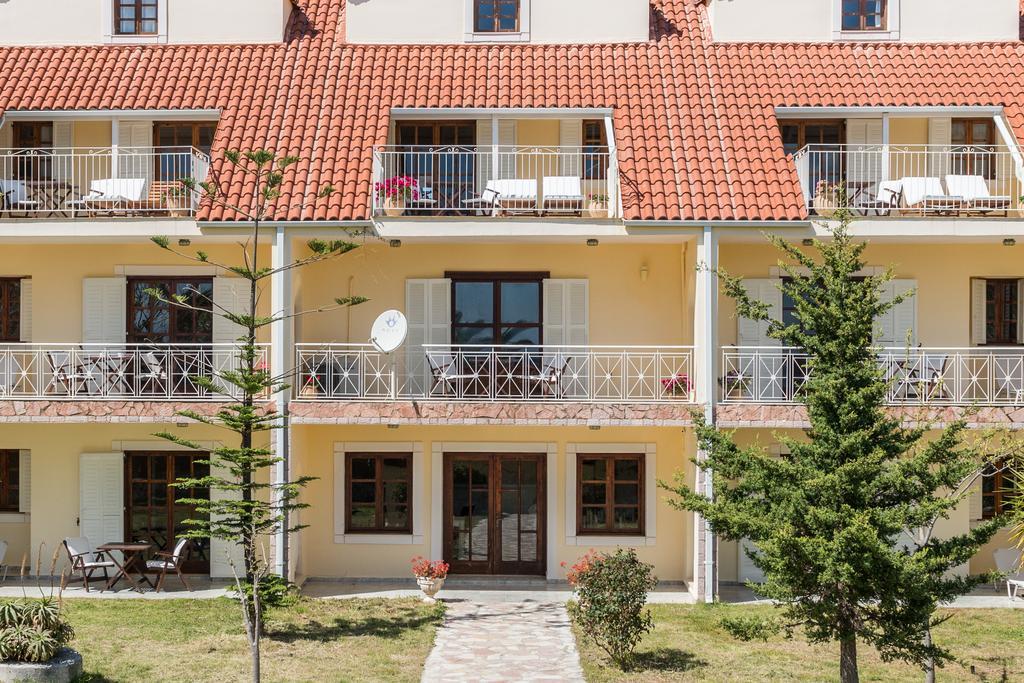 Albouro Seafront Apartments Katelios Exterior foto